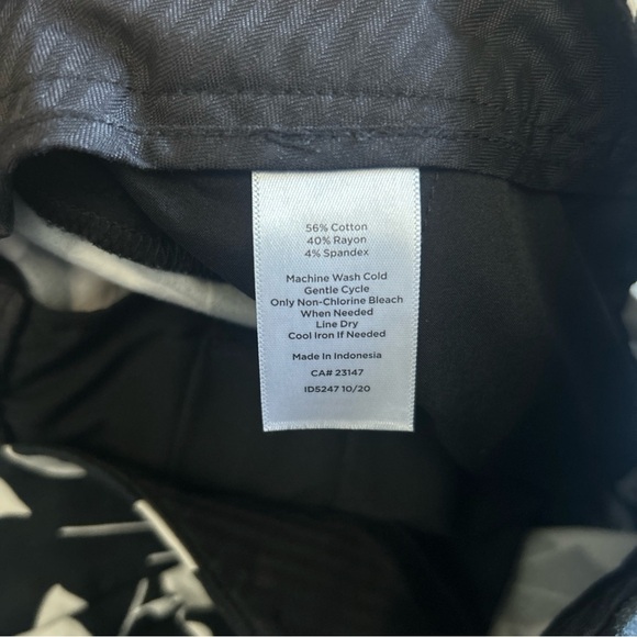 TALBOTS 8 Hampshire Ankle Pants Straight Leg Cropped Paisley Black Cream Leaves - Picture 8 of 10